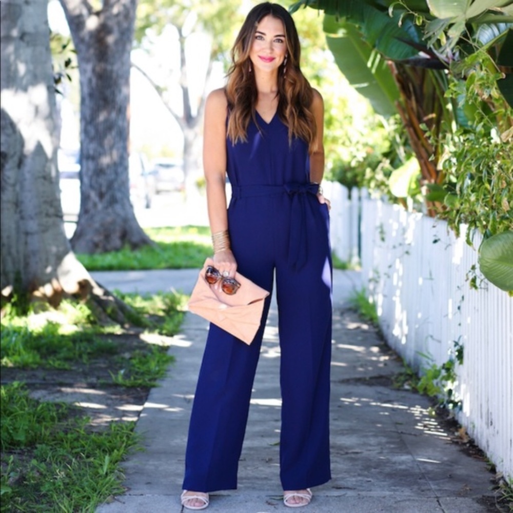 Banana Republic women’s navy blue jumpsuit